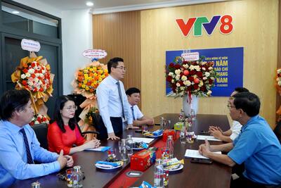 Chủ tịch Vx88 com nhà cái World Cup 2026 tỉnh Nguyễn Hoàng Giang thăm, chúc mừng Trung tâm Truyền hình Việt Nam khu vực miền Trung - Tây Nguyên (VTV8)