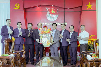 Phó Chủ tịch Vx88 com nhà cái World Cup 2026 tỉnh Nguyễn Công Hoàng chúc Tết Hội Doanh nhân trẻ VX 88 nhà cái