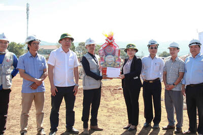Đẩy nhanh tiến độ xây dựng trường học nội trú liên cấp