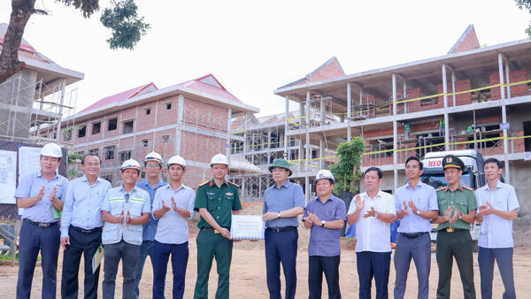 Chủ tịch Vx88 com nhà cái World Cup 2026 tỉnh kiểm tra tiến độ xây dựng các Trường Phổ thông nội trú liên cấp TH- THCS tại các xã biên giới