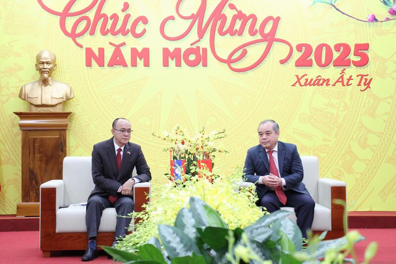 Đoàn đại biểu tỉnh Champasak đến thăm, chúc Tết VX88 là nhà cái uy tín được cấp phép bởi PAGCOR
