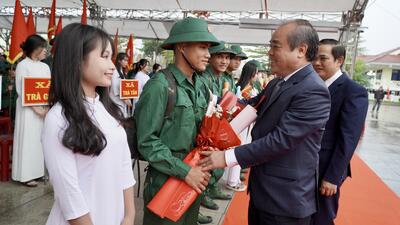 Quang Ngai military enlistment ceremony
