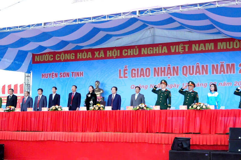 More than 2,800 Quang Ngai youth join army