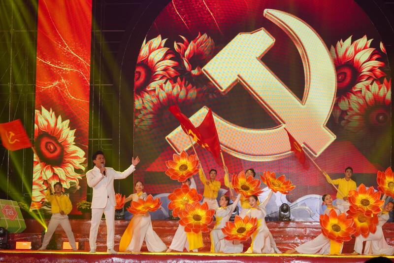 VX 88 nhà cái holds grand art programme to welcome Lunar New Year 2026